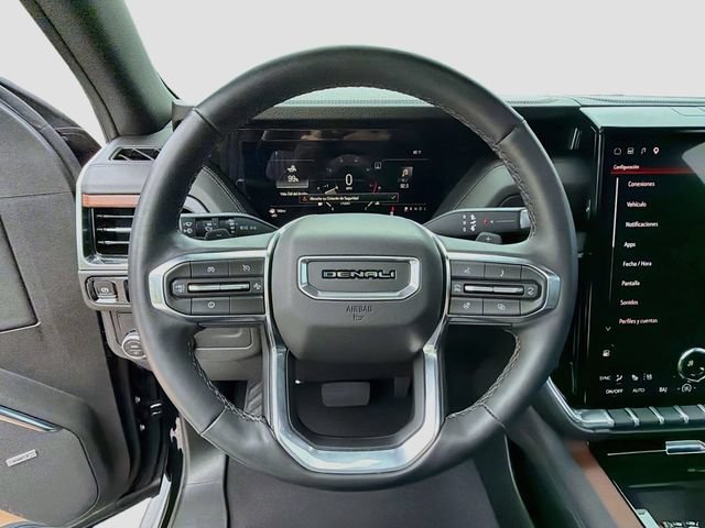 Used 2026 GMC Yukon Denali w/ Sun & Power Step Package RWD image 42