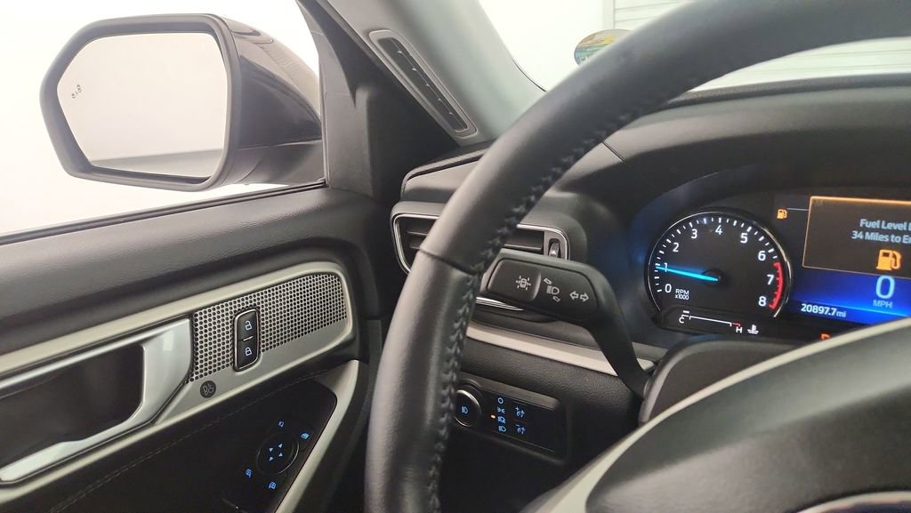 Used 2023 Ford Explorer XLT w/ Equipment Group 202A image 21