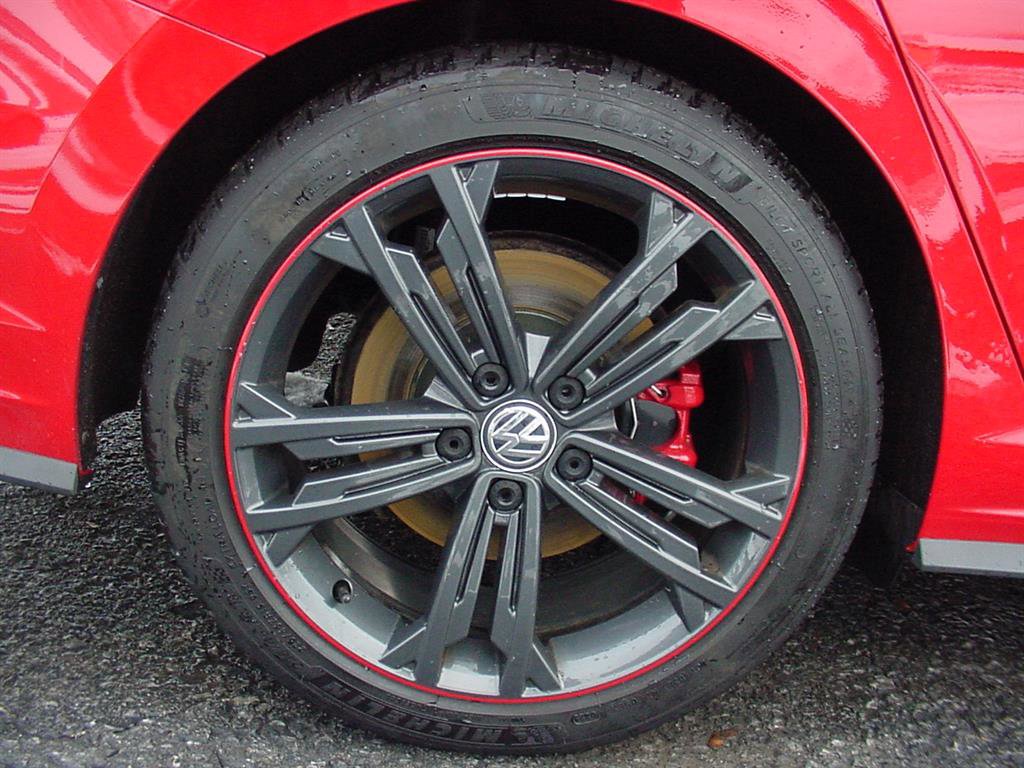 Used 2019 Volkswagen Jetta GLI image 8