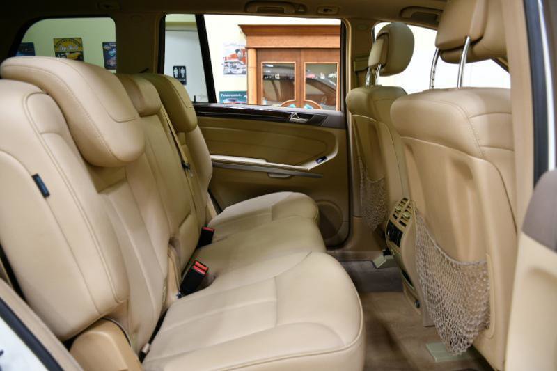Used 2012 Mercedes-Benz GL 450 4MATIC image 37