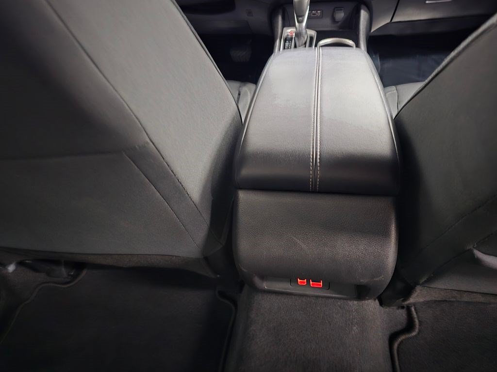 Used 2024 Nissan Altima 2.5 SV FWD image 30