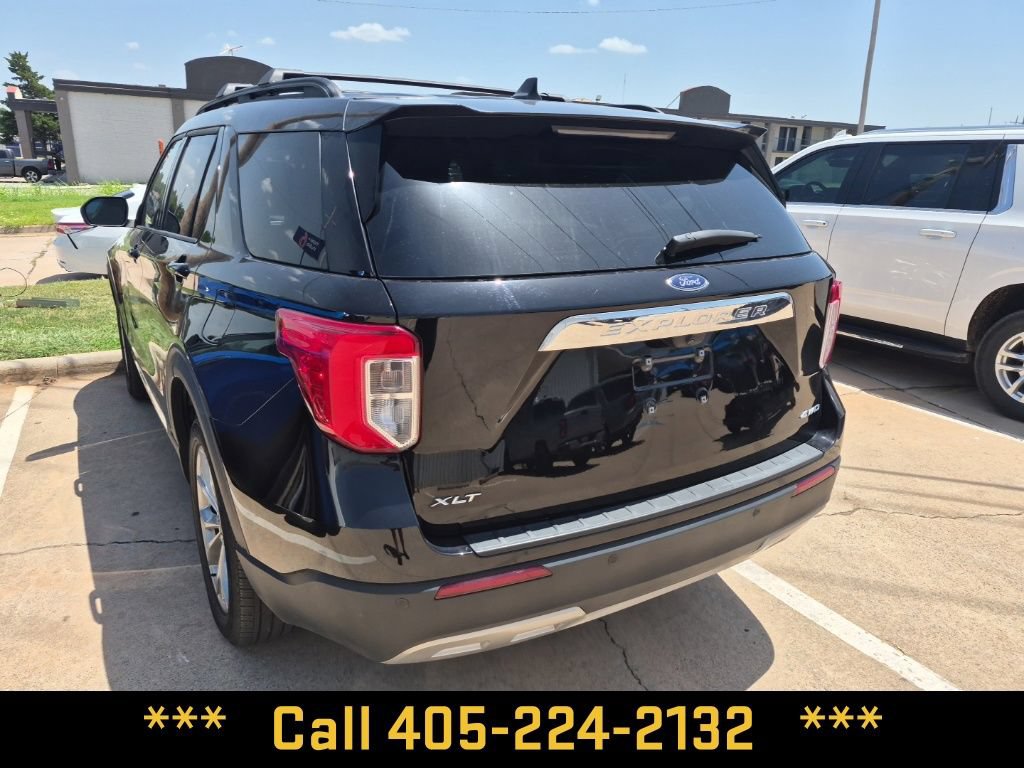 Used 2023 Ford Explorer XLT w/ Equipment Group 202A AWD/4WD image 10