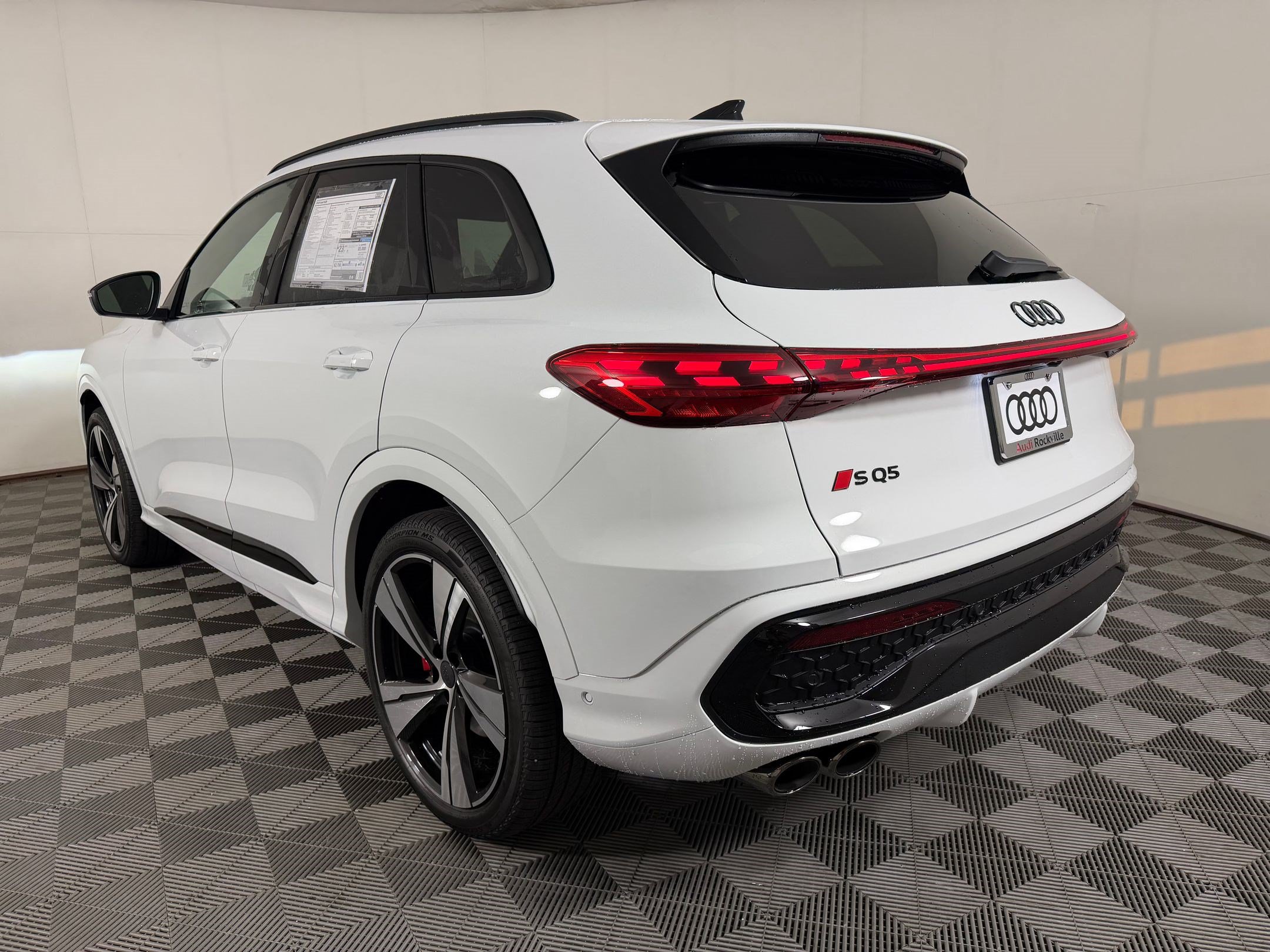 New 2026 Audi SQ5 Premium Plus AWD/4WD image 3
