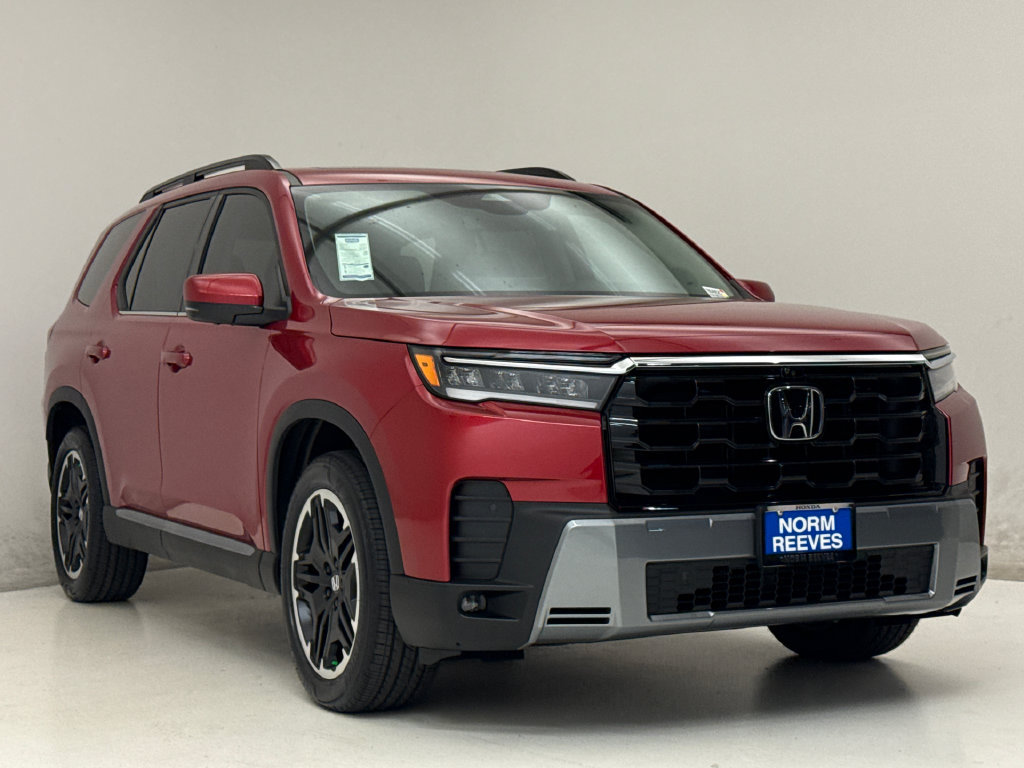 New 2026 Honda Pilot Touring image 4