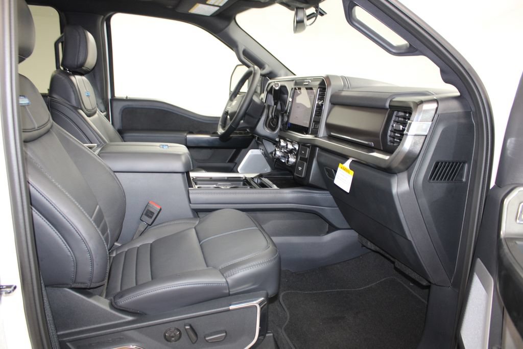 New 2026 Ford F250 Platinum AWD/4WD image 32