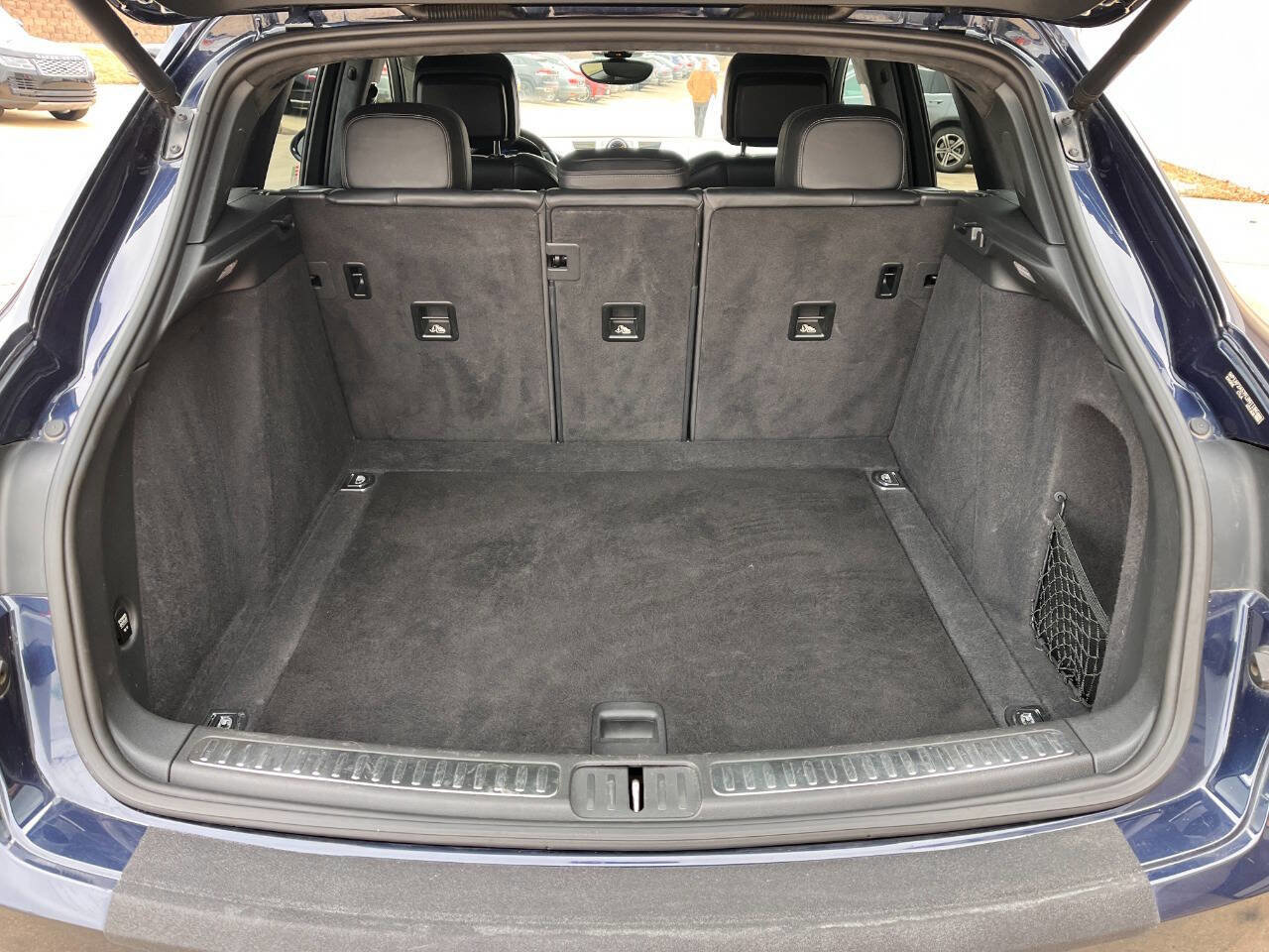 Used 2015 Porsche Macan Turbo image 18