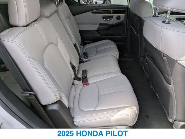 Certified 2025 Honda Pilot EX-L image 24