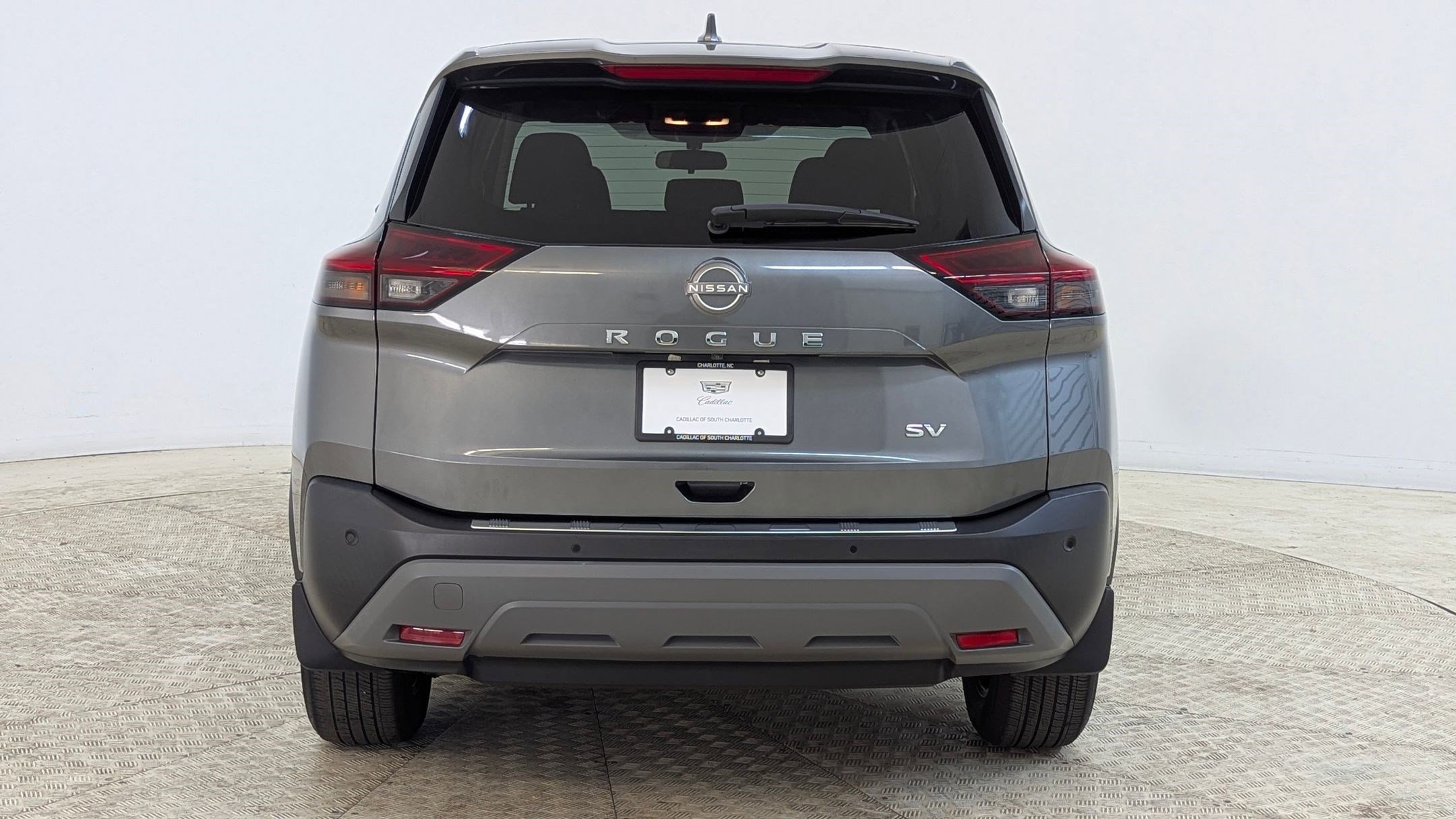 Used 2022 Nissan Rogue SV image 10