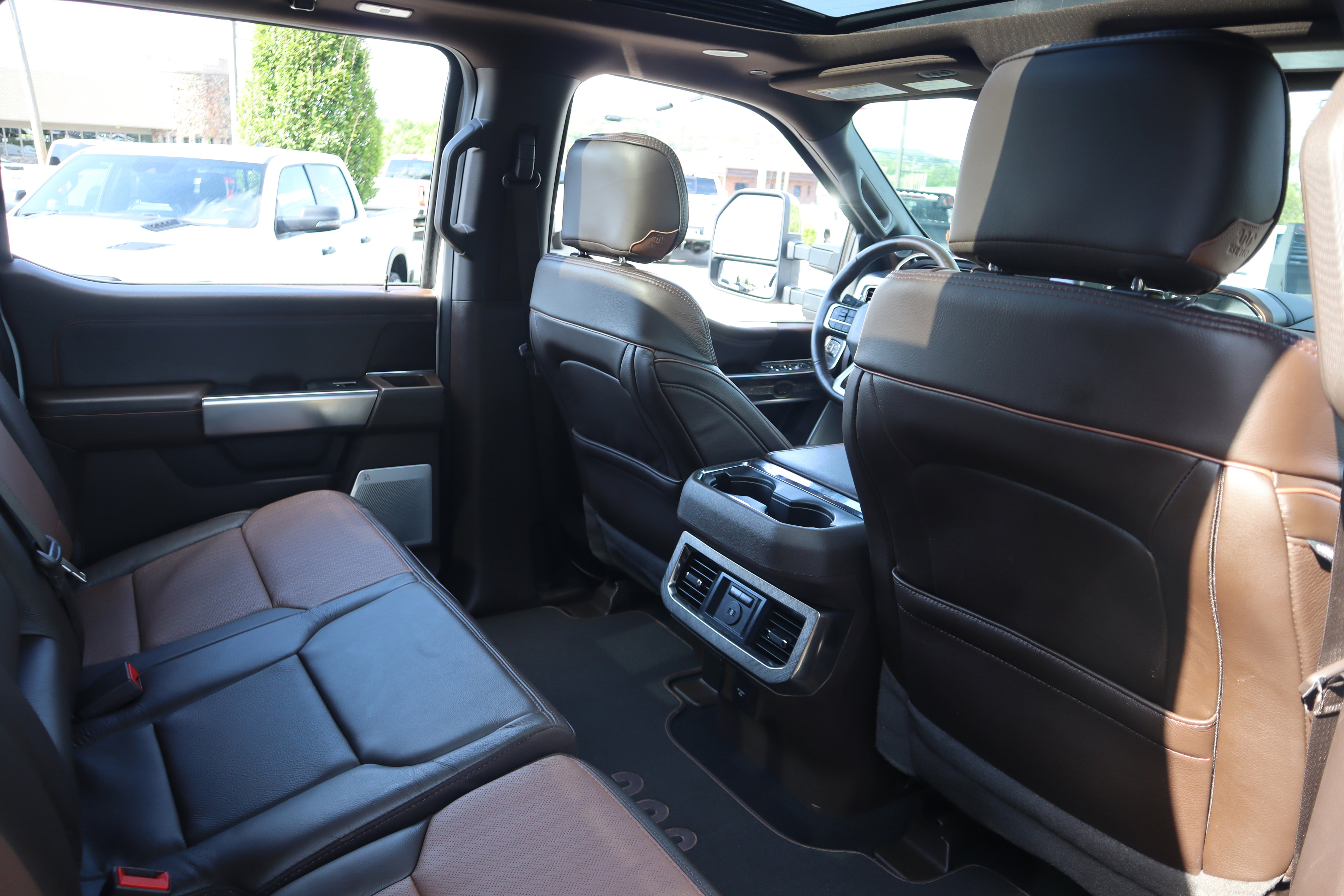 Used 2024 Ford F350 King Ranch w/ Chrome Package AWD/4WD image 37