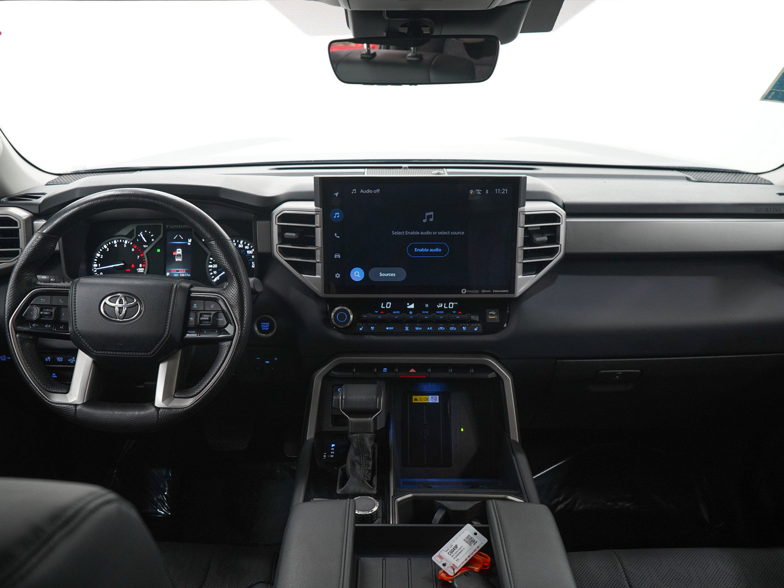 Used 2022 Toyota Tundra Limited AWD/4WD image 16