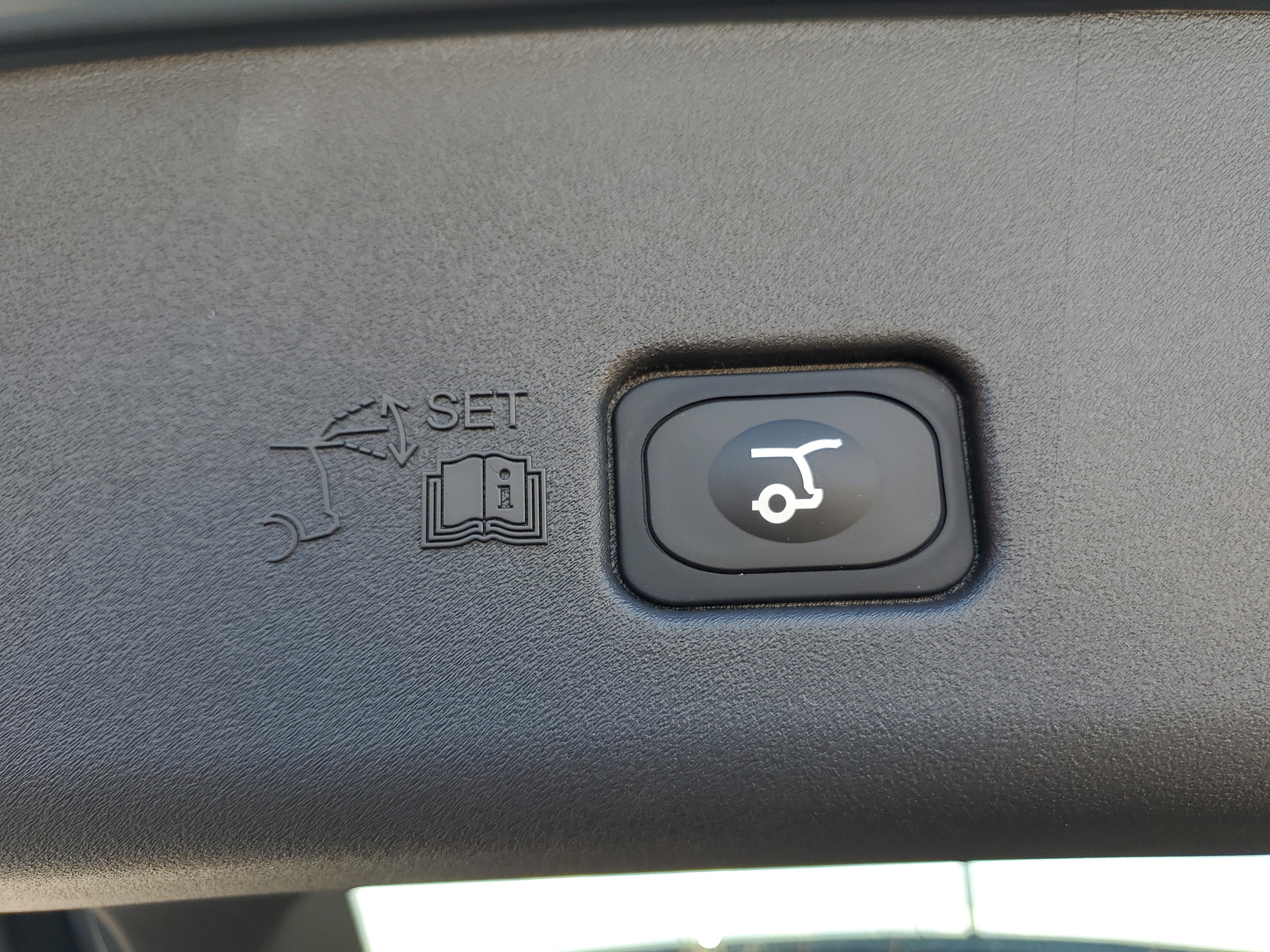 New 2026 Lincoln Nautilus Premier w/ Equipment Group 102A image 34