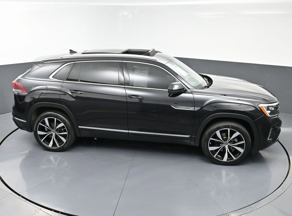 Used 2024 Volkswagen Atlas Cross Sport SEL Premium R-Line image 50