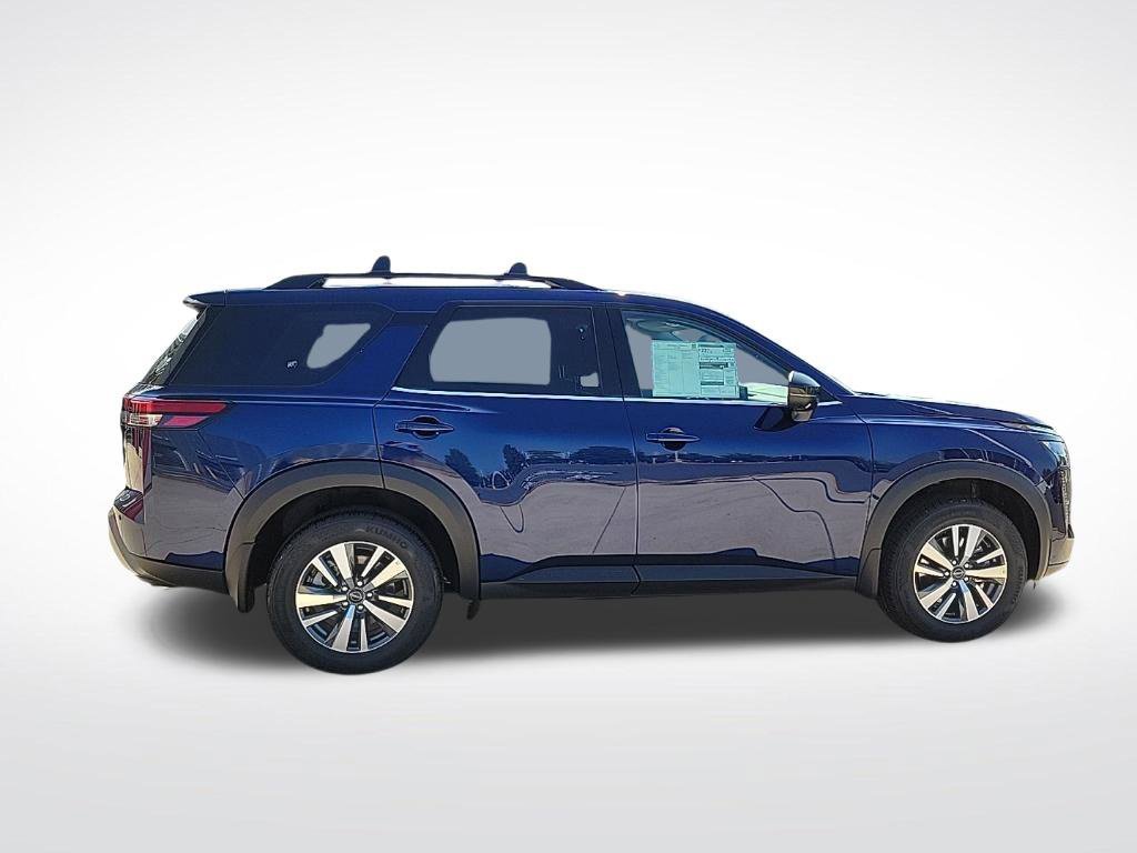 New 2026 Nissan Pathfinder SL AWD/4WD image 5