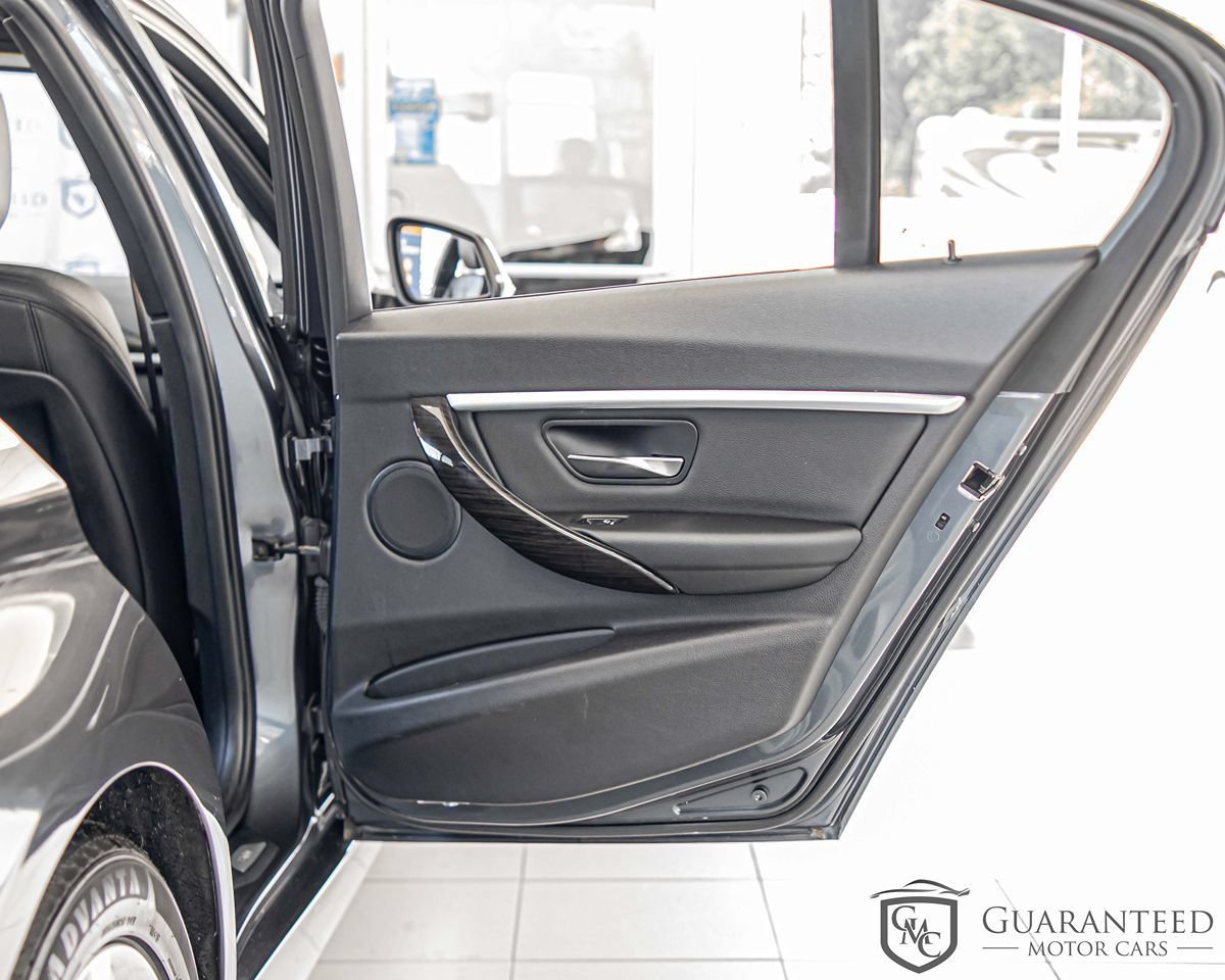 Used 2016 BMW 328i xDrive Sedan AWD/4WD image 39