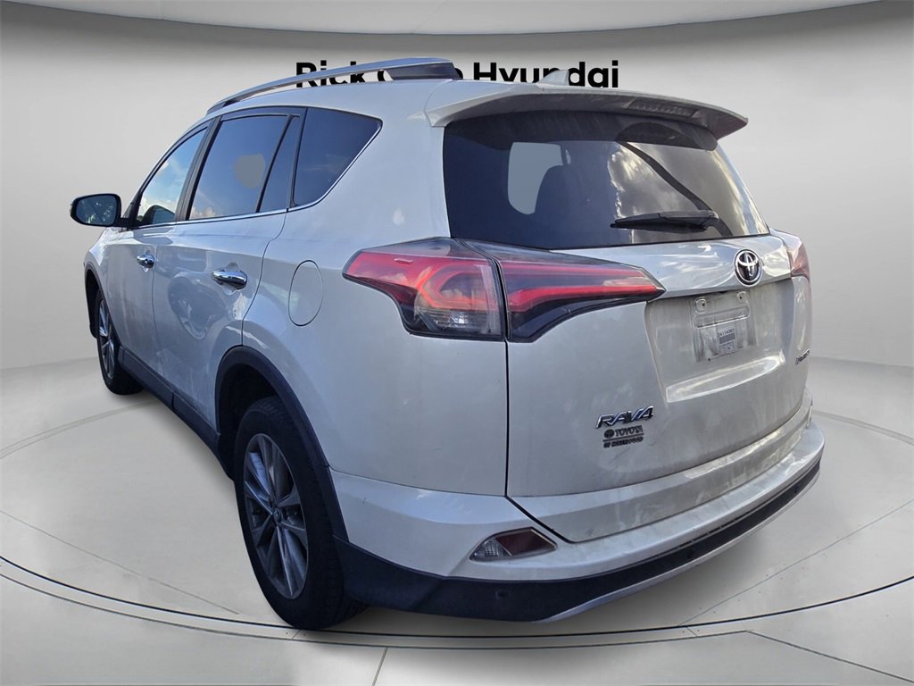 Used 2016 Toyota RAV4 Limited image 6