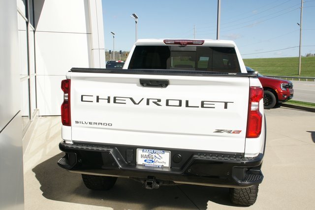 Used 2023 Chevrolet Silverado 1500 ZR2 w/ Technology Package image 4