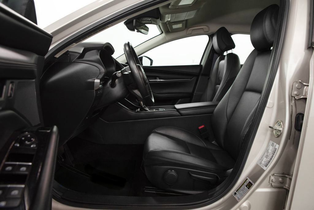 Used 2024 MAZDA MAZDA3 s image 6