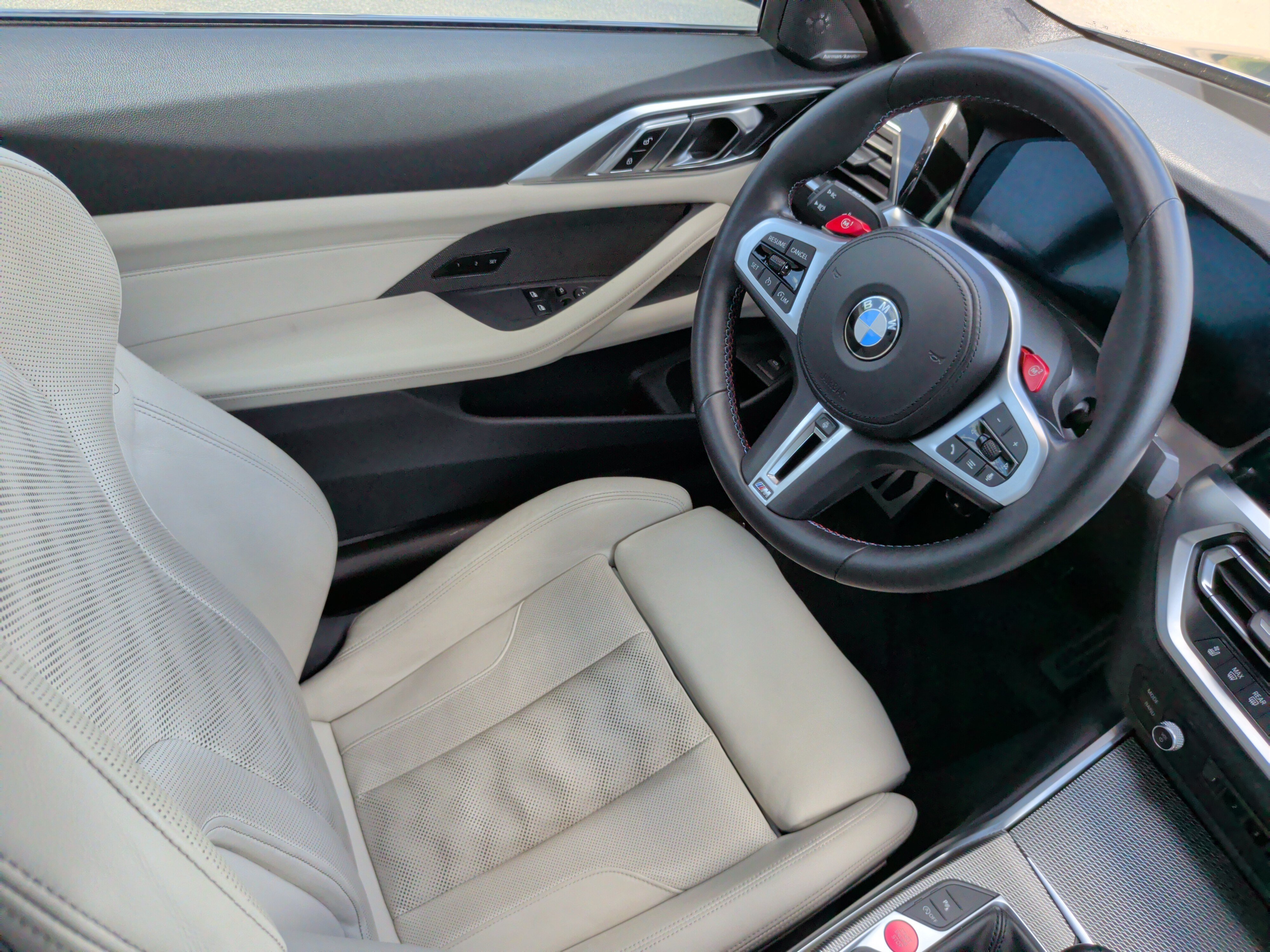 Used 2022 BMW M4 Coupe w/ Executive Package RWD image 35