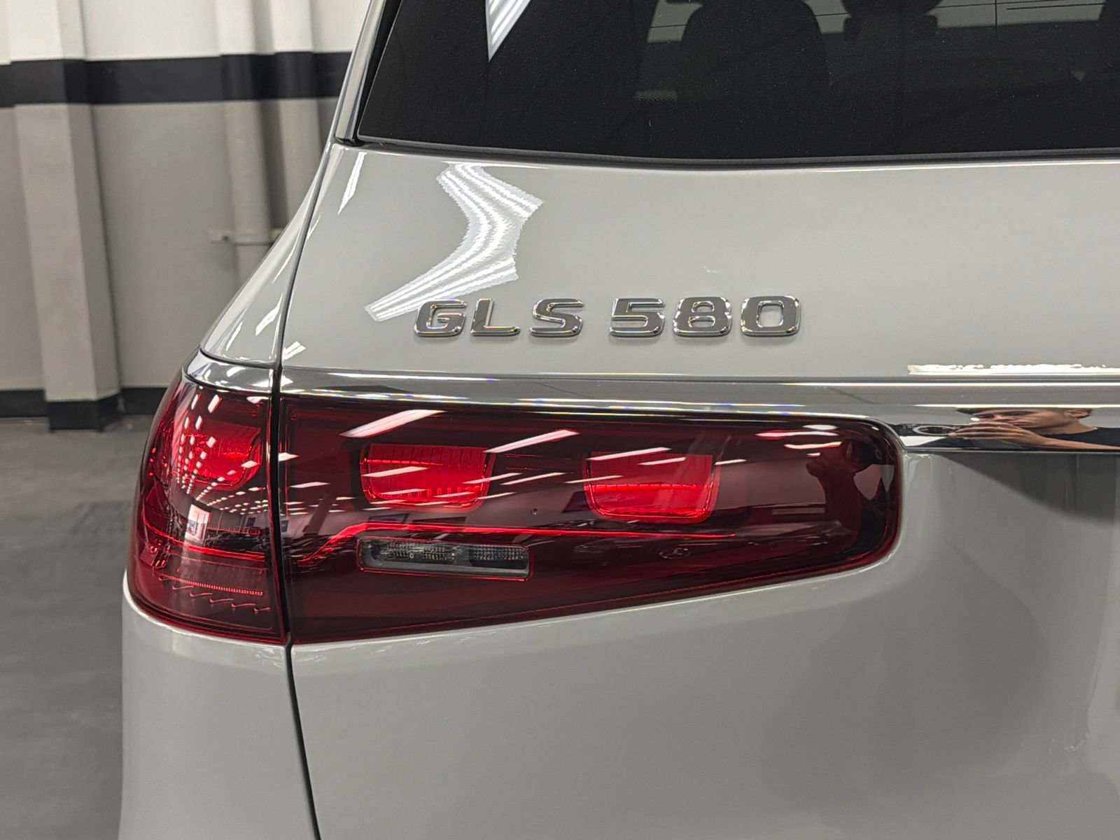 Used 2026 Mercedes-Benz GLS 580 4MATIC image 14