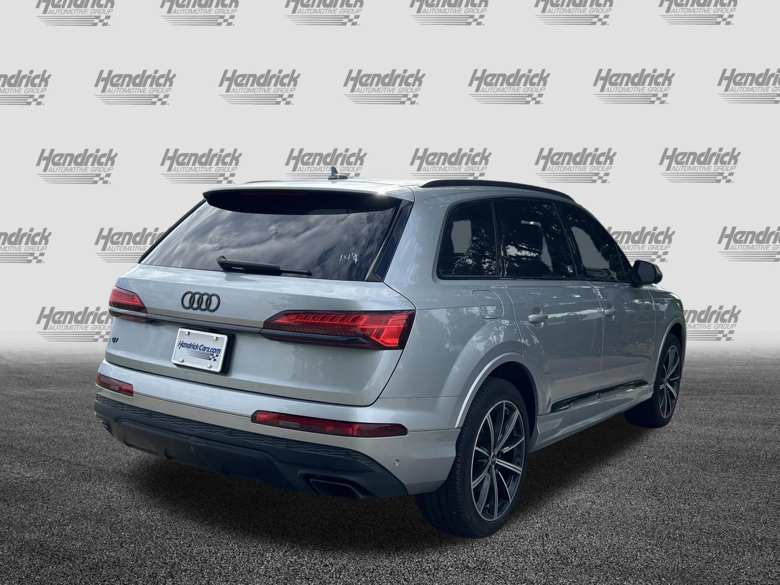 Used 2025 Audi Q7 2.0T Premium Plus w/ Premium Plus Package AWD/4WD image 10