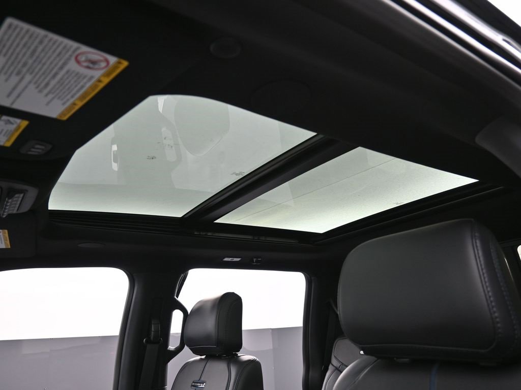 New 2026 Ford F250 Platinum image 4