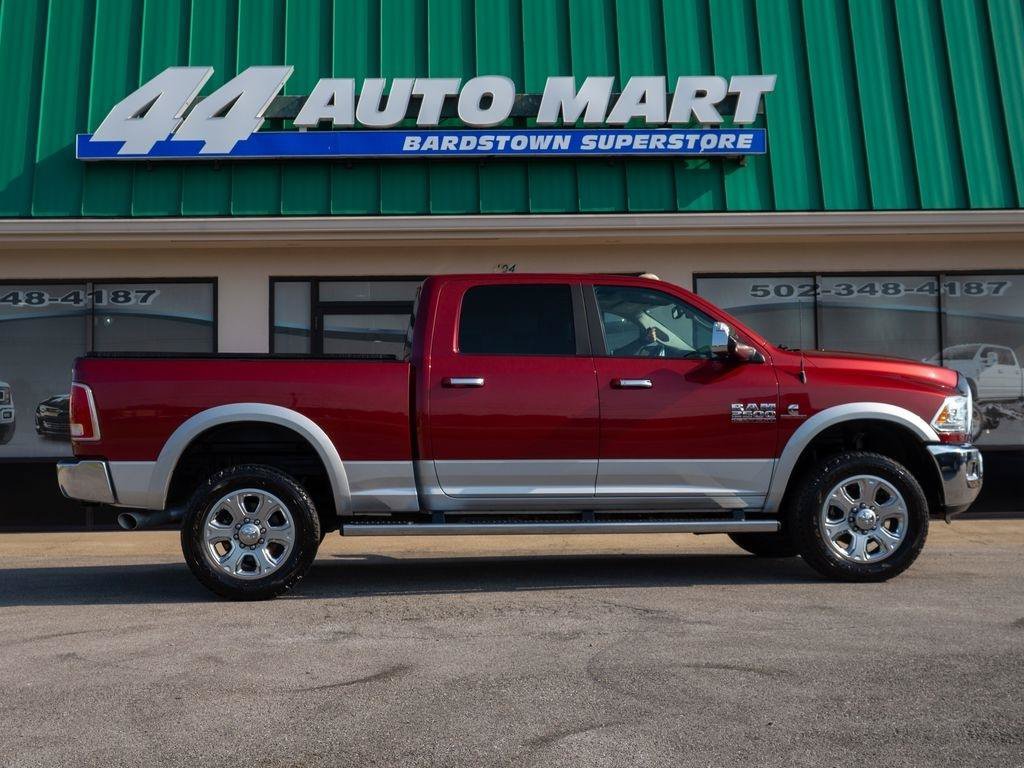 Used 2015 RAM 2500 Laramie w/ Convenience Group AWD/4WD image 2