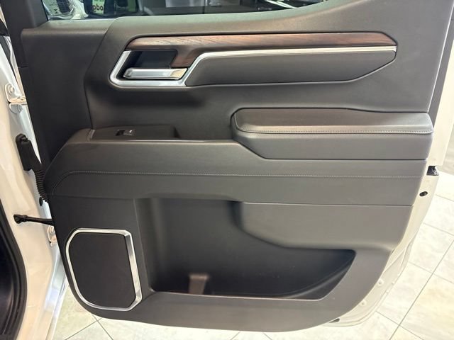 Used 2025 GMC Sierra 1500 SLT RWD image 17
