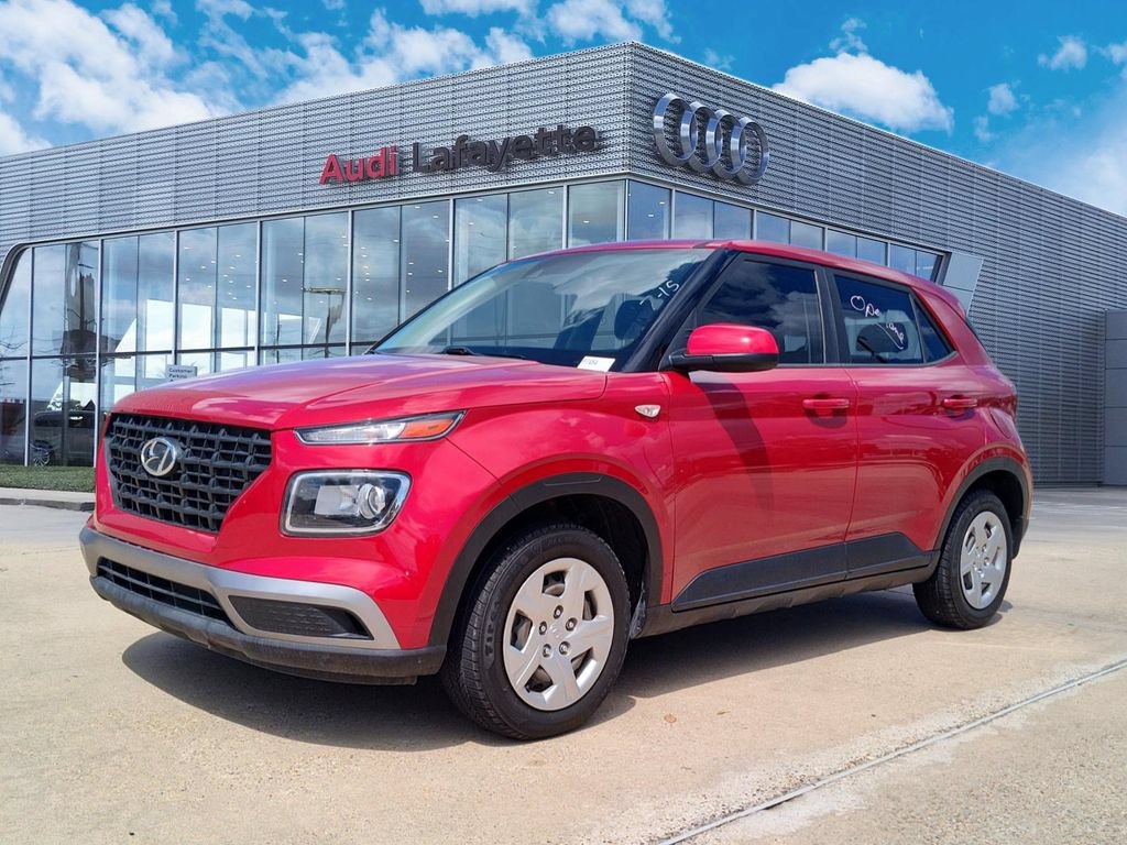 Used 2020 Hyundai Venue SE FWD image 1