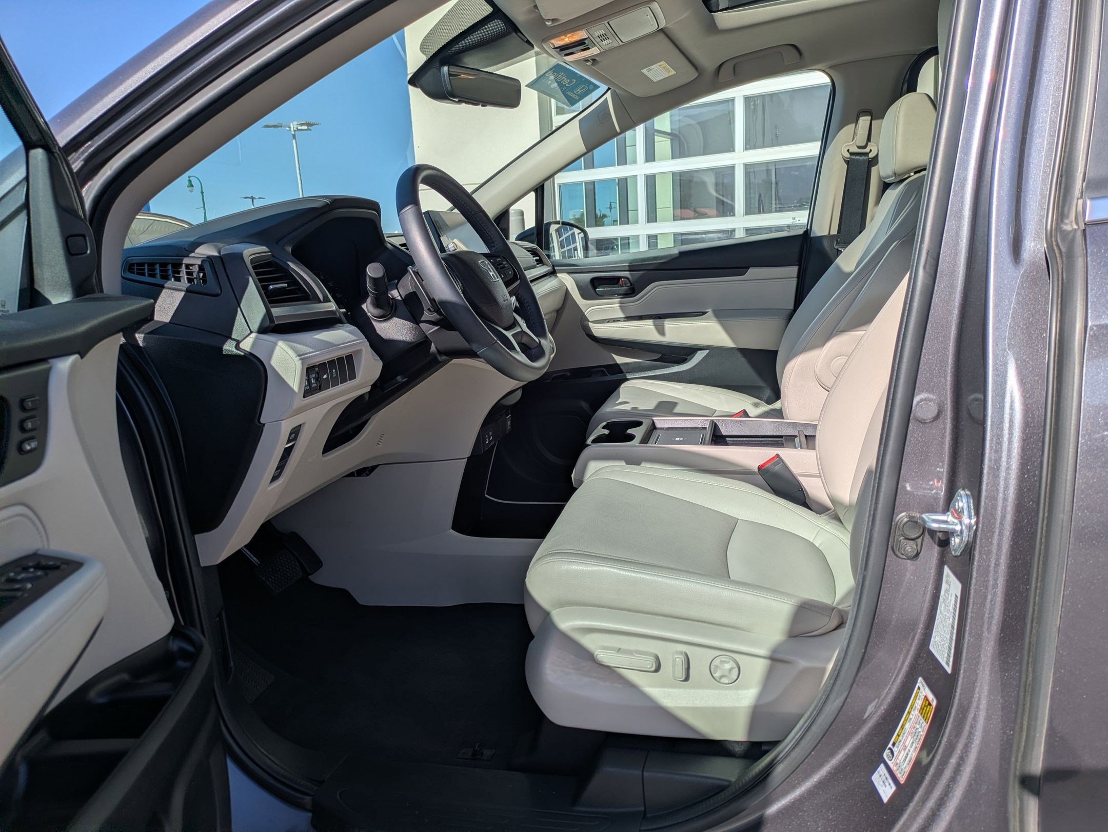 Used 2026 Honda Odyssey EX-L image 17