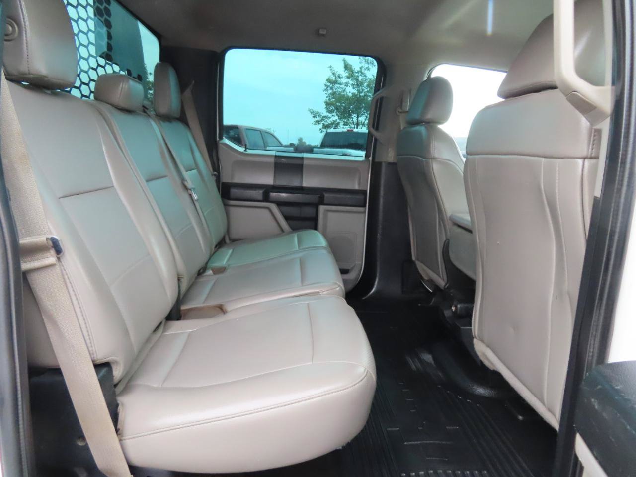 Used 2017 Ford F350 XL w/ Power Equipment Group AWD/4WD image 29