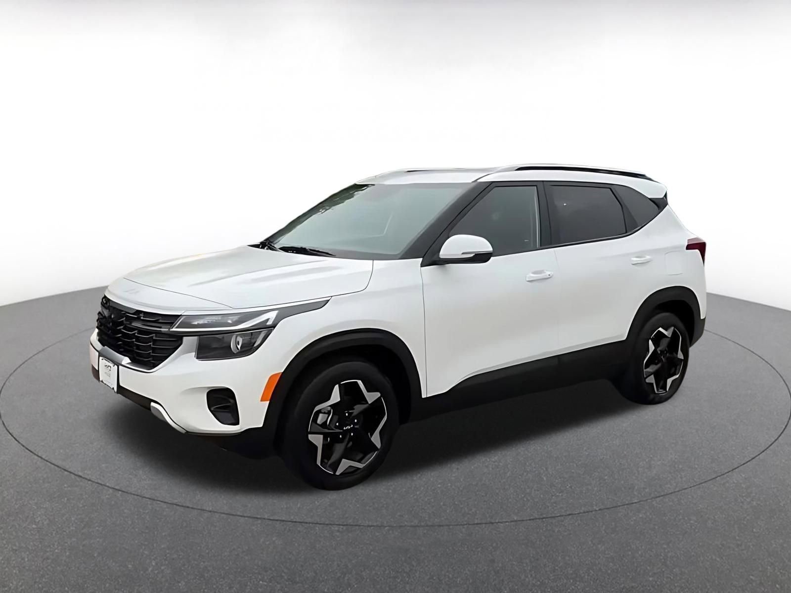 Used 2025 Kia Seltos S image 8