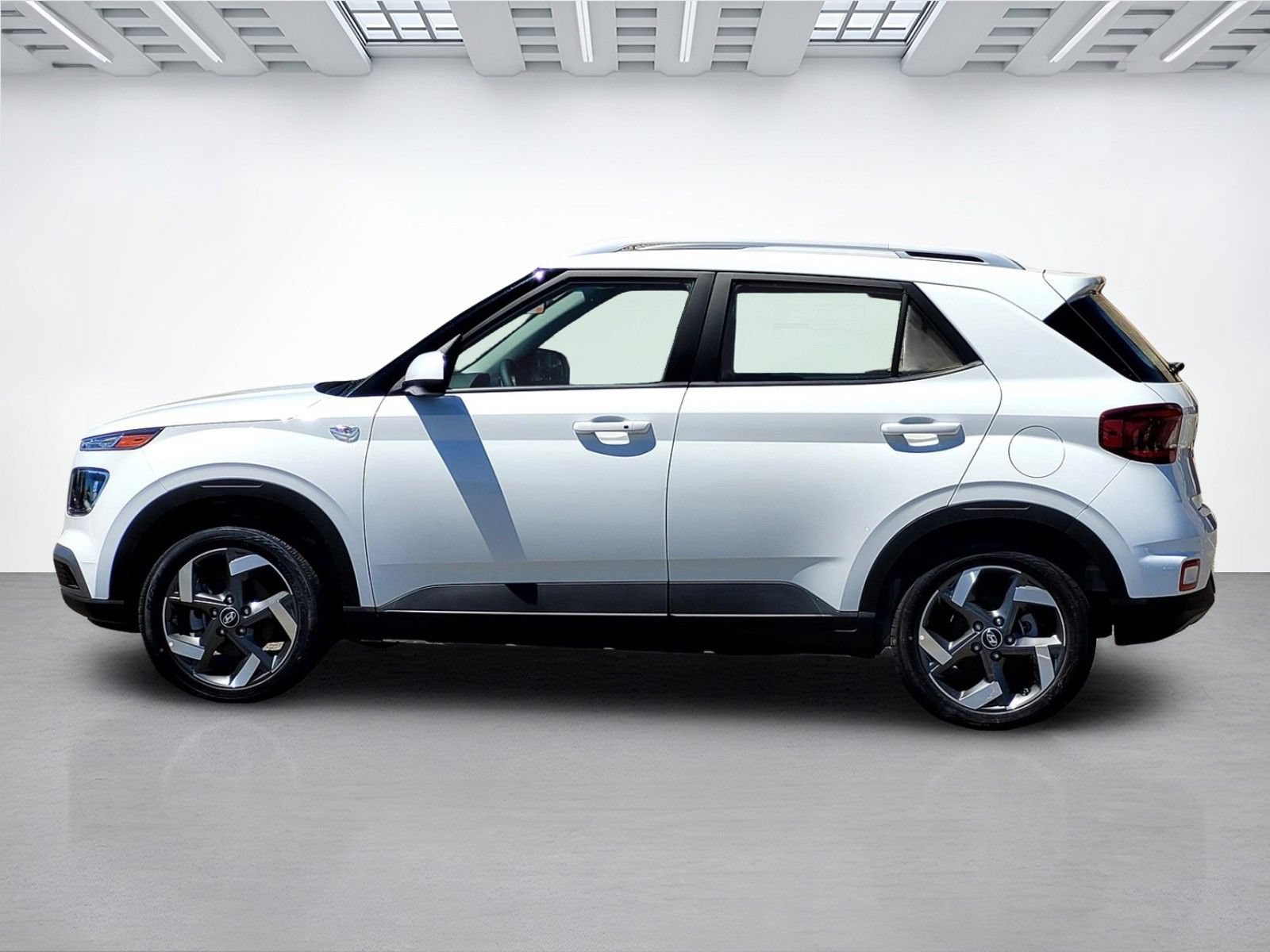 New 2026 Hyundai Venue SEL FWD image 7