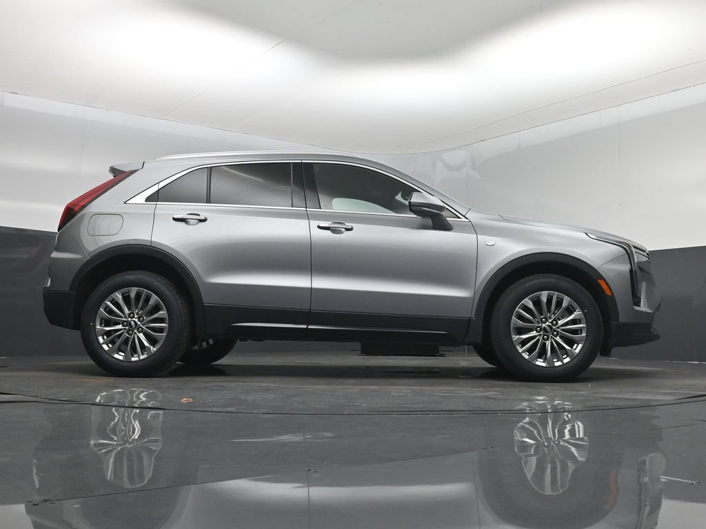 Used 2024 Cadillac XT4 Premium Luxury FWD image 16