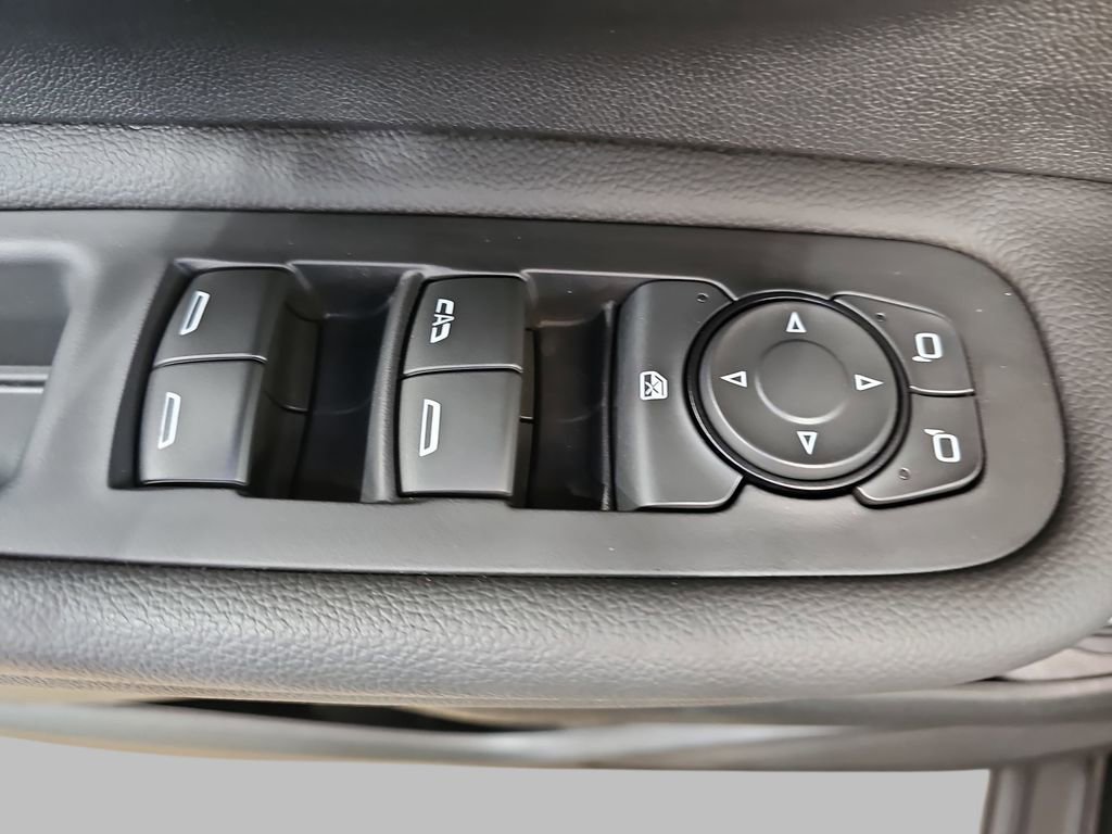 Certified 2022 GMC Terrain SLT w/ Elevation Edition AWD/4WD image 33