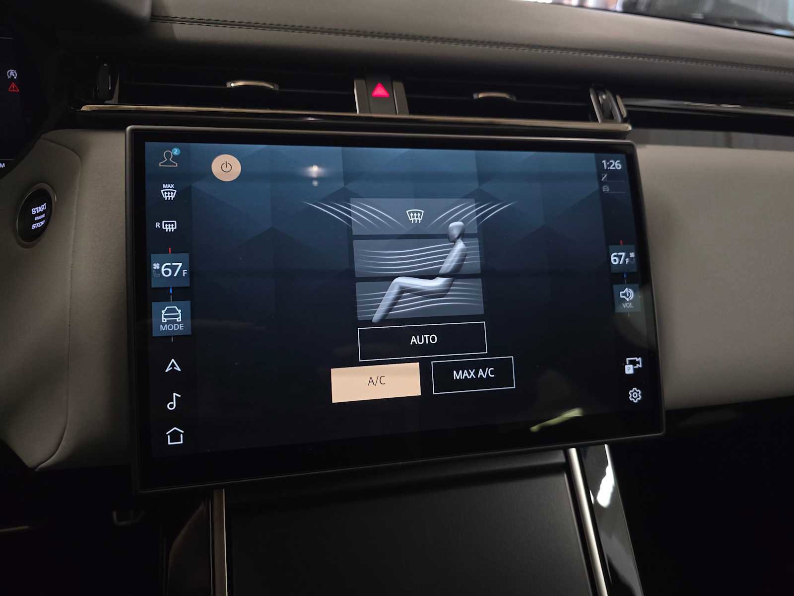 Used 2026 Land Rover Range Rover Velar Dynamic SE AWD/4WD image 31