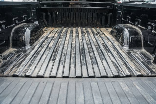 Used 2022 Chevrolet Silverado 1500 LT Trail Boss w/ LPO, Dark Essentials Package AWD/4WD image 10