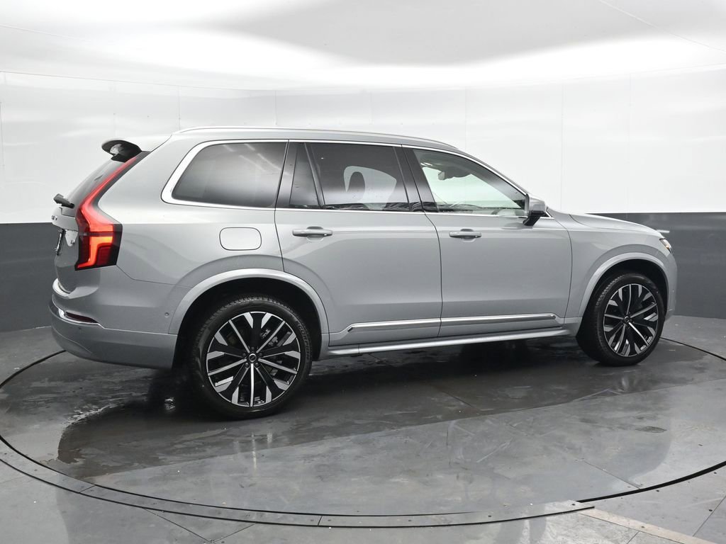 New 2026 Volvo XC90 T8 Ultra image 2