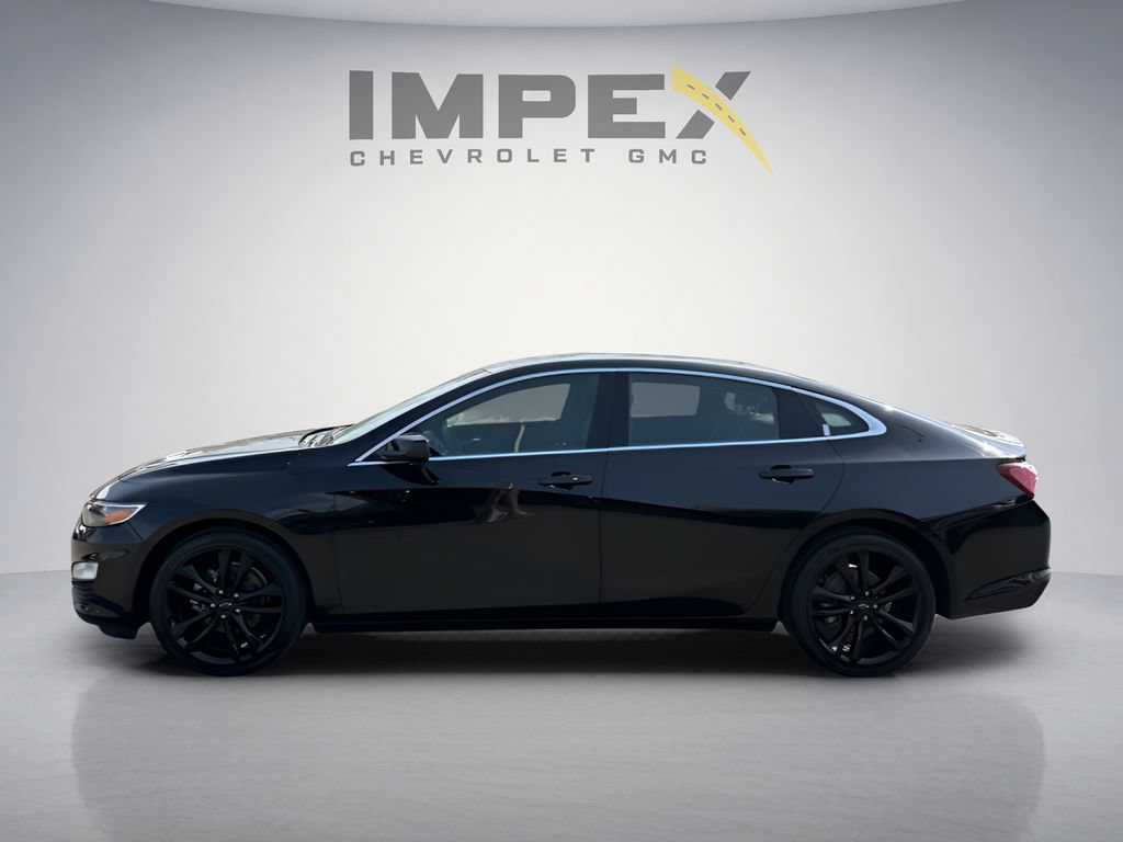 Used 2024 Chevrolet Malibu LT w/ Midnight Edition FWD image 2