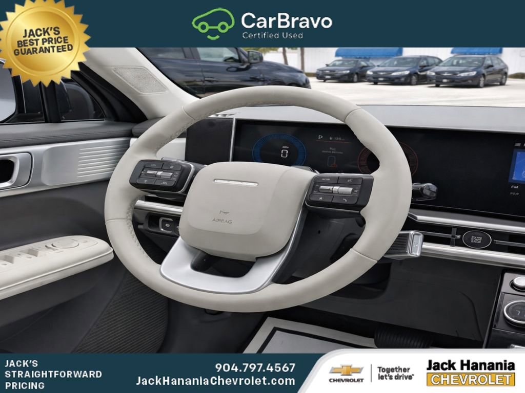 Used 2026 Hyundai Santa Fe SEL FWD image 11