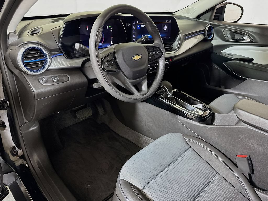 Certified 2026 Chevrolet Trax LT FWD image 7