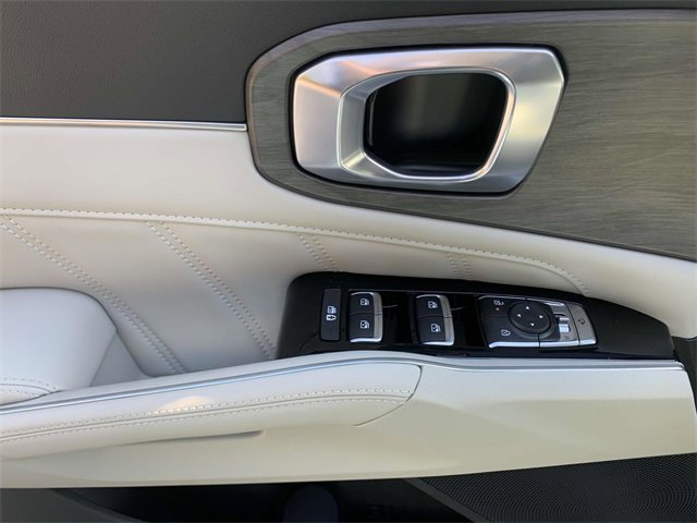 New 2025 Kia Sorento SX image 16