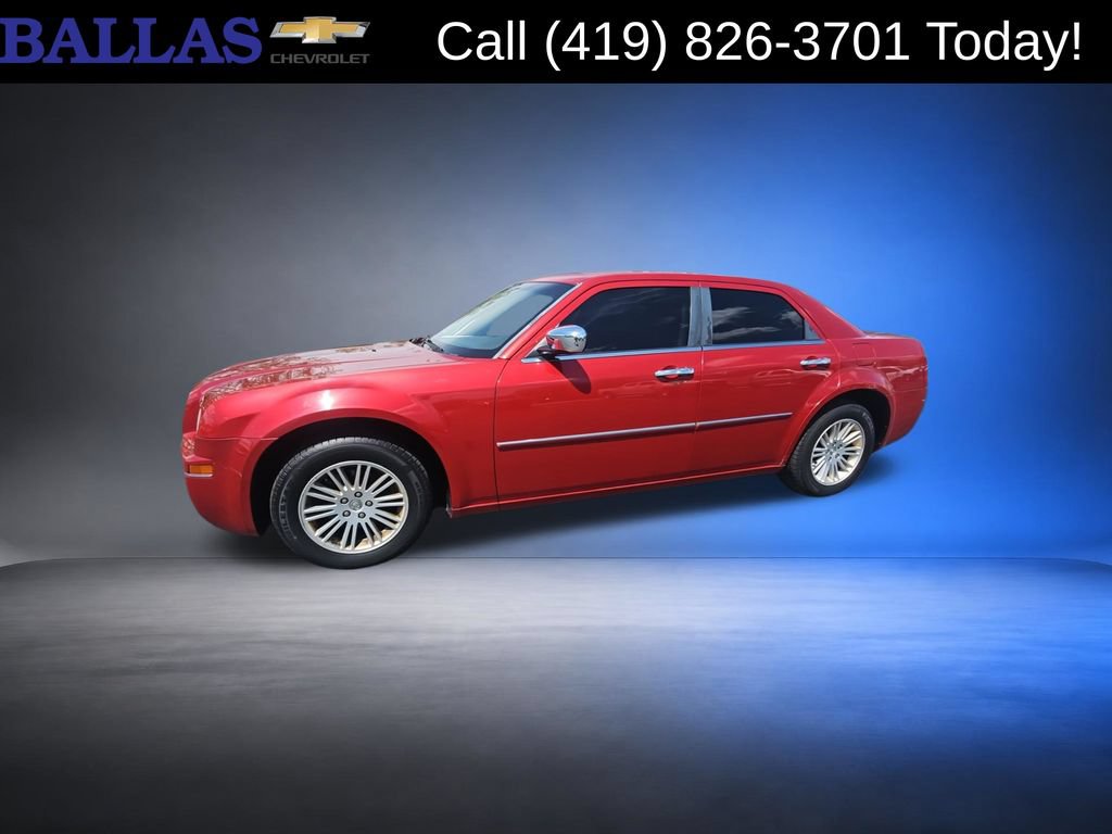 Used 2010 Chrysler 300 Touring Plus RWD image 4
