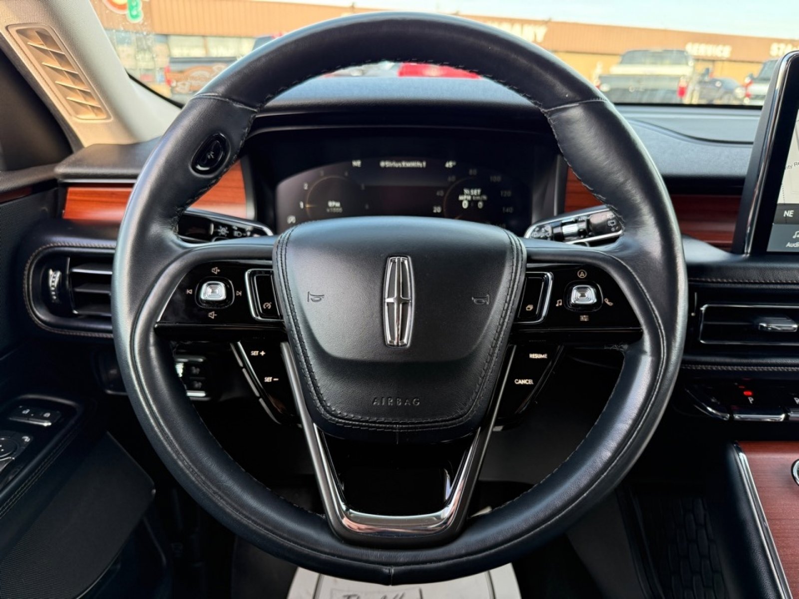 Used 2021 Lincoln Aviator Reserve image 22