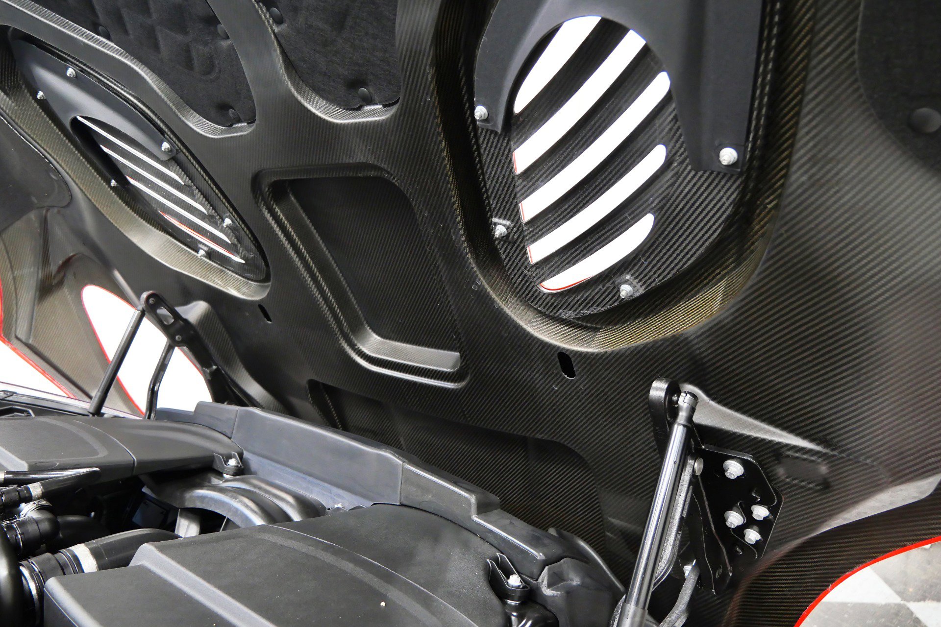 Used 2023 Aston Martin DBS Superleggera Volante image 69