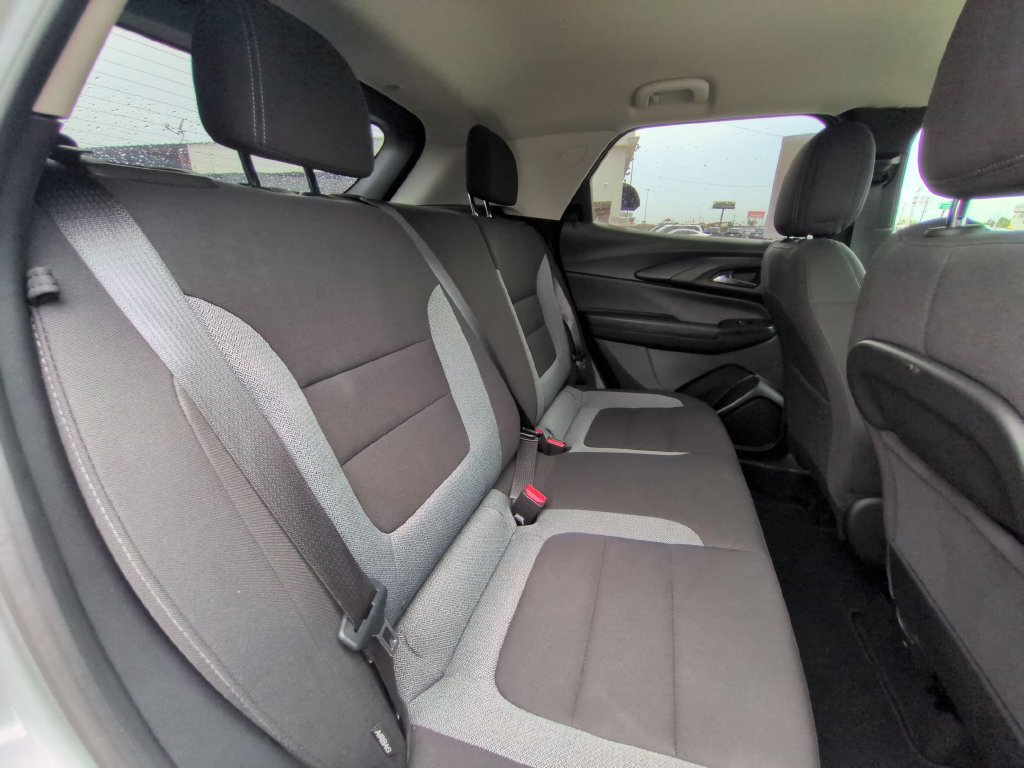 Used 2025 Chevrolet TrailBlazer LT FWD image 27