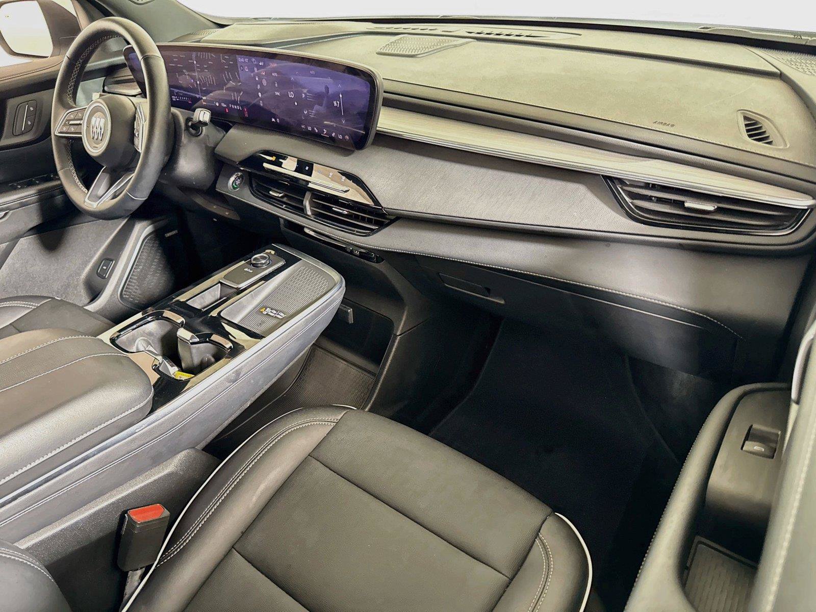 Certified 2026 Buick Enclave Preferred FWD image 29