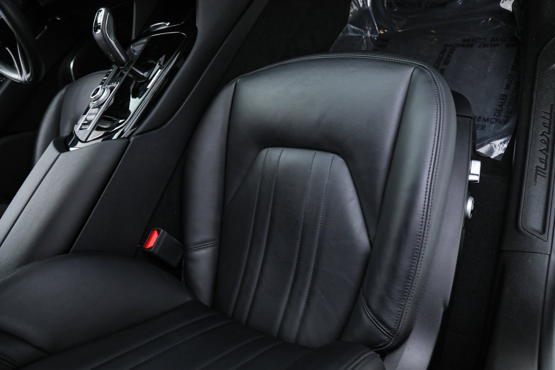 Certified 2023 Maserati Levante GT image 13