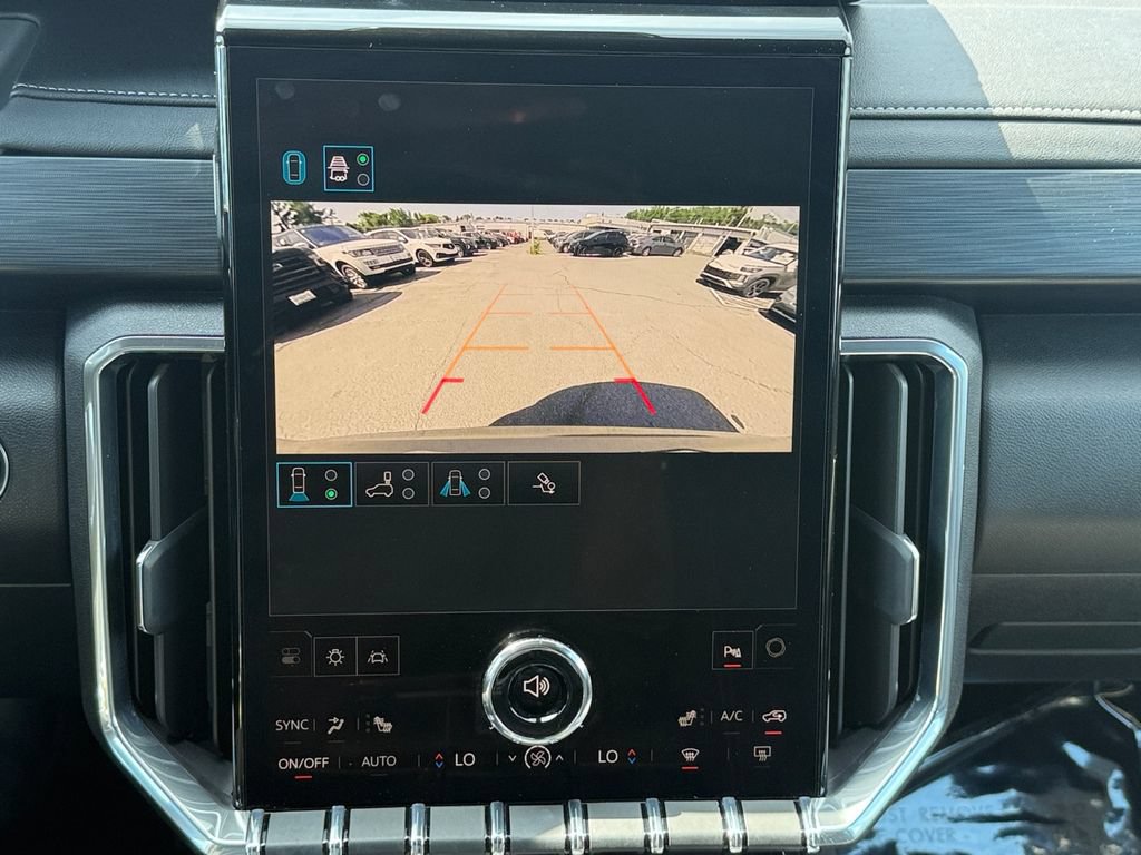 Used 2025 GMC Acadia Elevation FWD image 17