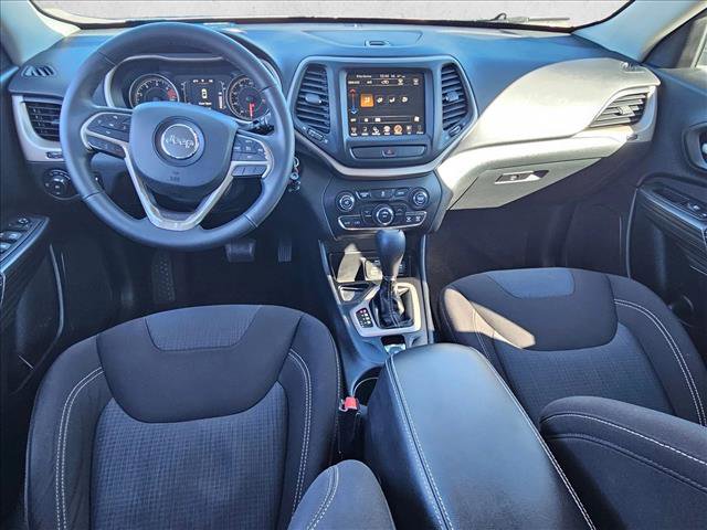 Used 2016 Jeep Cherokee Latitude w/ Comfort & Sound Group image 15