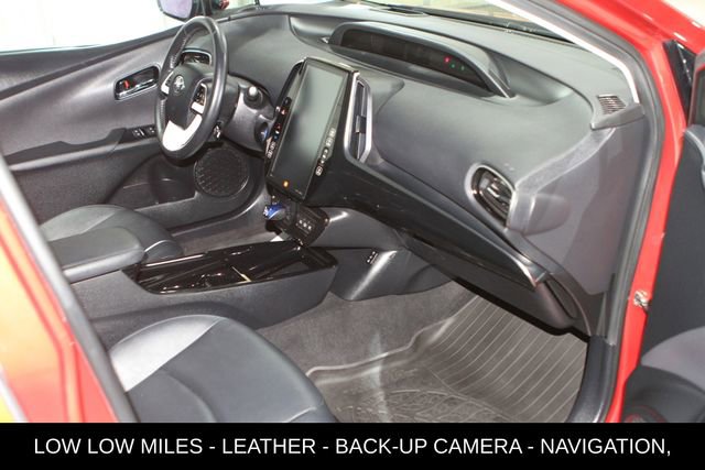 Used 2017 Toyota Prius Prime Advanced w/ Carpet Mat Package image 23
